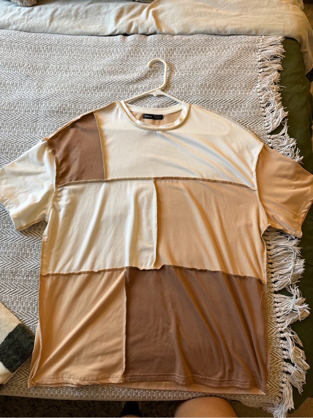 Colorblock Patchwork Short-Sleeve Tee - Cream & Brown & Tan